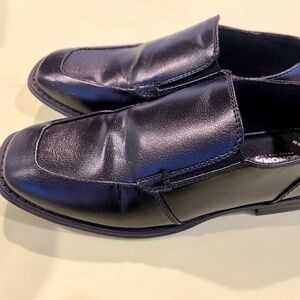 Sonoma boy dress shoes